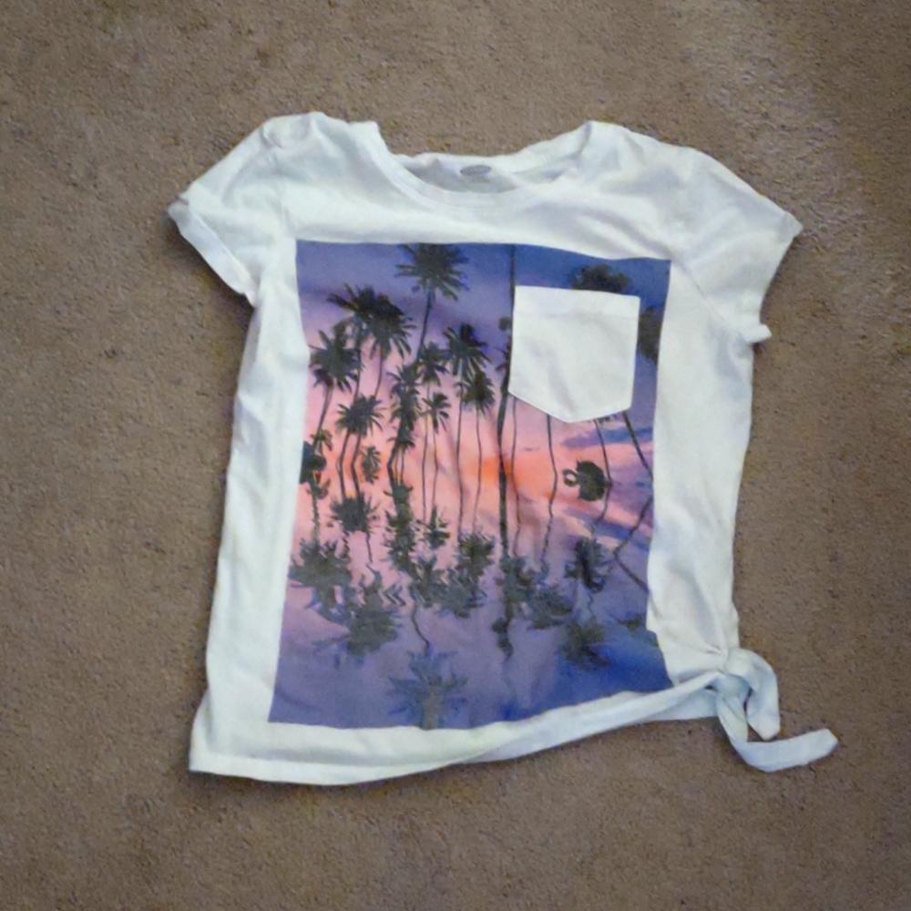 Tee shirt